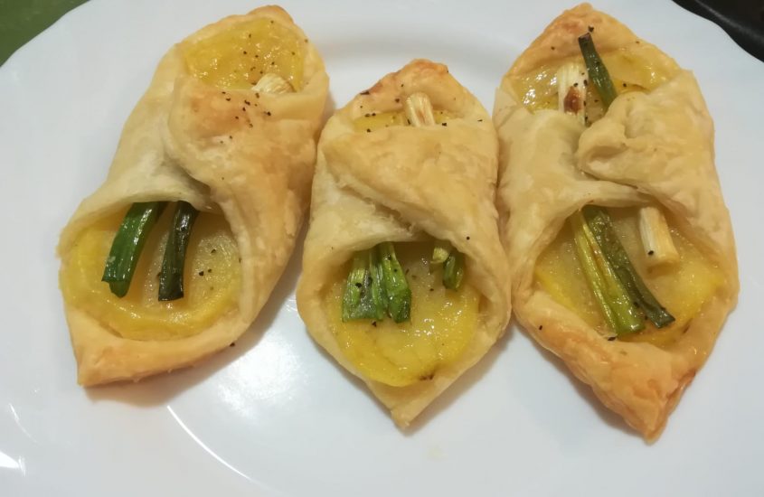 Fagottini di patate e cipollotto