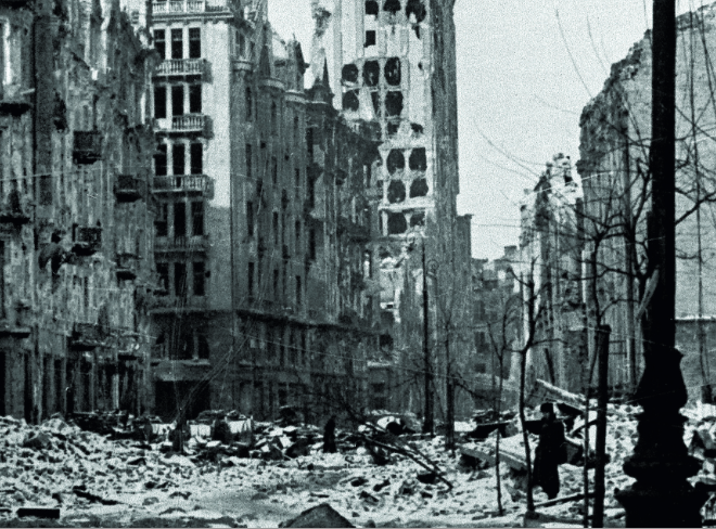 Varsavia 1944 – storia della distruzione di una città