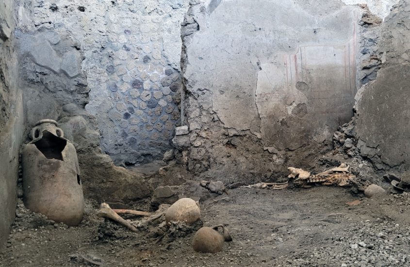 Pompei, due nuove persone emerse dallo scavo dei Casti Amanti