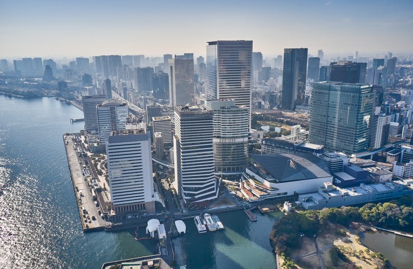 Tokyo Takeshiba: il lungomare tra verde, acqua e sostenibilità